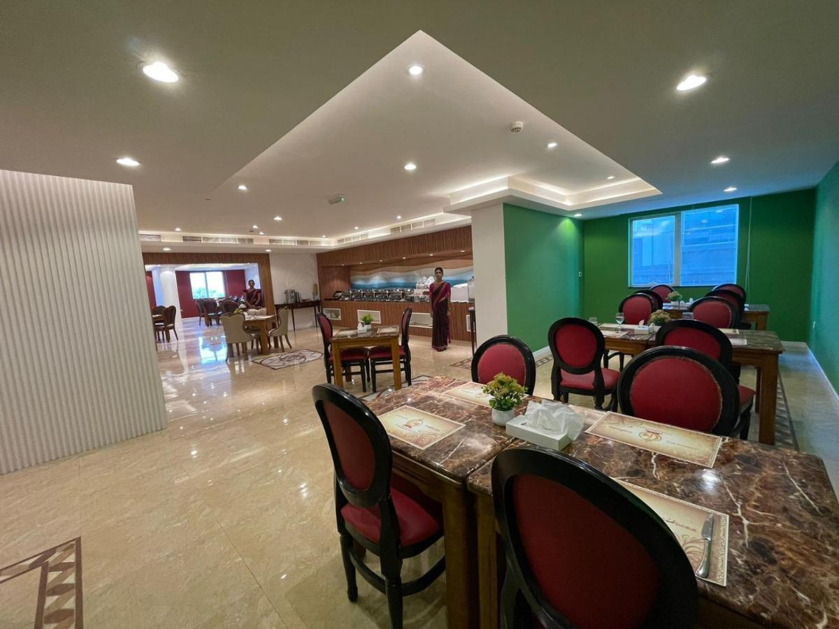 Clifton International Hotel ฟูไจราห์ ภายนอก รูปภาพ